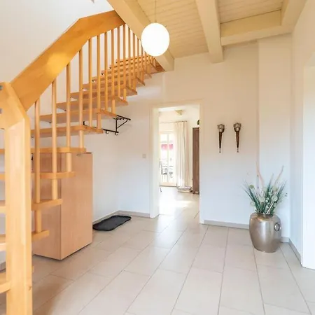 Ferienhaus Karnin B Casa de Férias *